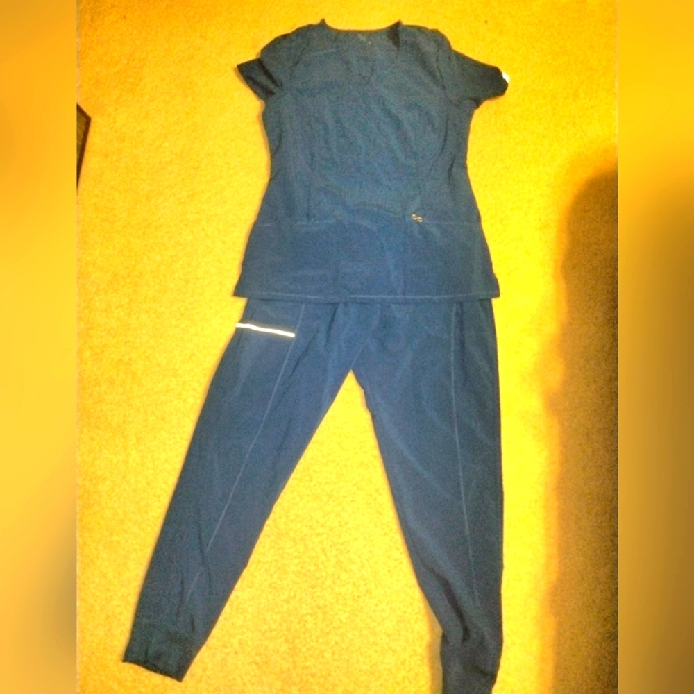 Cherokee work wear scrubs medium